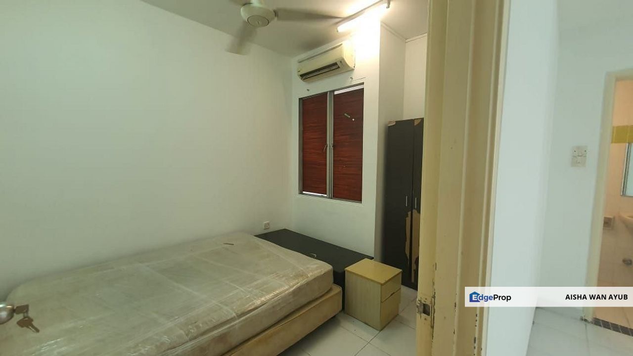 CYBERIA CRESCENT 1 CONDO LEVEL 2 PERSIARAN FAUNA 1, CYBERJAYA, Selangor, Cyberjaya