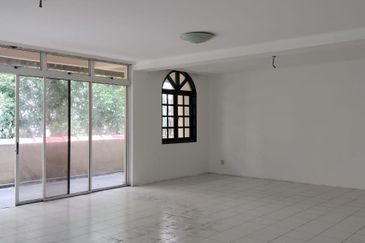 City Gardens Condominium