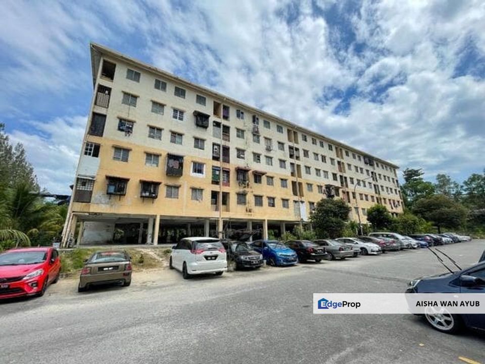 Pangsapuri Kajang Perdana (Tingkat 4) Dekat McDonald I Shoplots TTDI Grove Kajang I Giant Prima Saujana Kajang , Selangor, Kajang