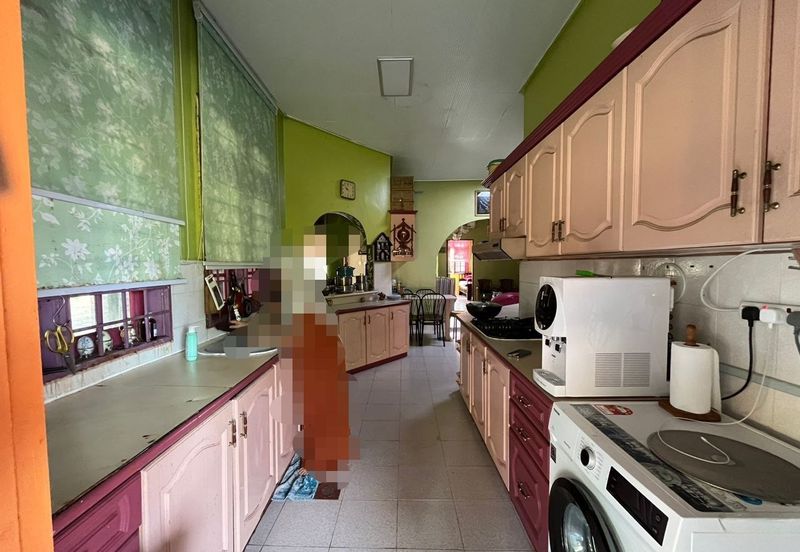 Banglo Setingkat Bukit Kuang, Kemaman Terengganu [Tanah Luas] 5 minit ke Masjid Bukit Kuang