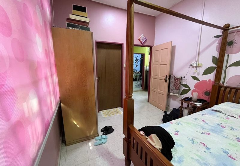 Banglo Setingkat Bukit Kuang, Kemaman Terengganu [Tanah Luas] 5 minit ke Masjid Bukit Kuang