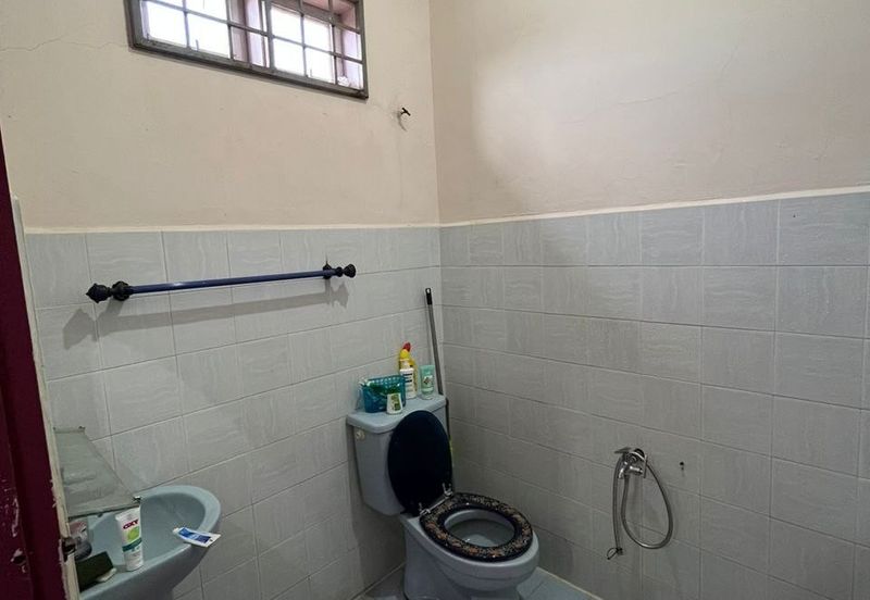 Banglo Setingkat Bukit Kuang, Kemaman Terengganu [Tanah Luas] 5 minit ke Masjid Bukit Kuang