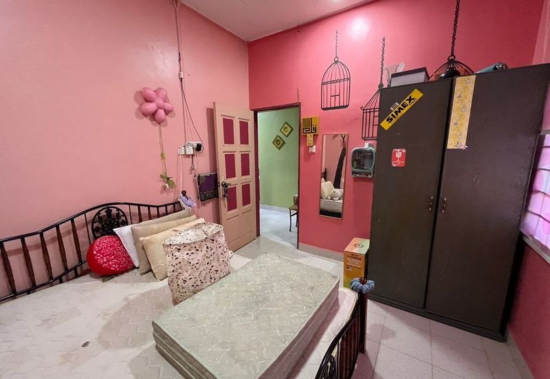 Banglo Setingkat Bukit Kuang, Kemaman Terengganu [Tanah Luas] 5 minit ke Masjid Bukit Kuang