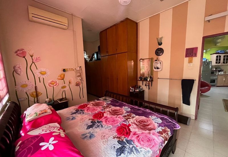 Banglo Setingkat Bukit Kuang, Kemaman Terengganu [Tanah Luas] 5 minit ke Masjid Bukit Kuang