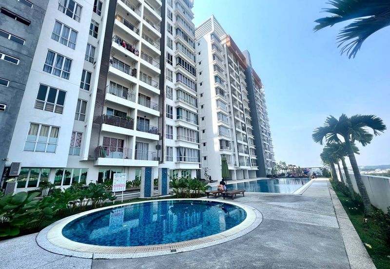 7 Tree Seven Residence