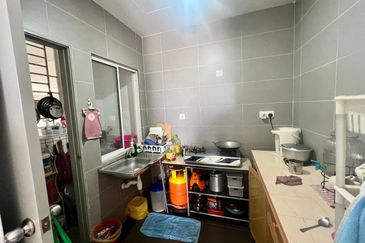 7 Tree Seven Residence