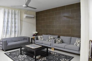 Desa Pinggiran Putra