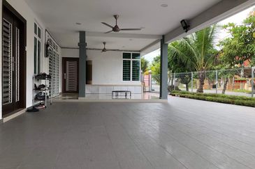 Desa Pinggiran Putra