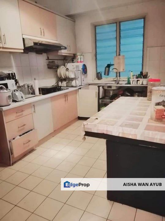 Apartment Sri Dahlia Taman Sepakat Indah Kajang Tingkat 2, Selangor, Kajang
