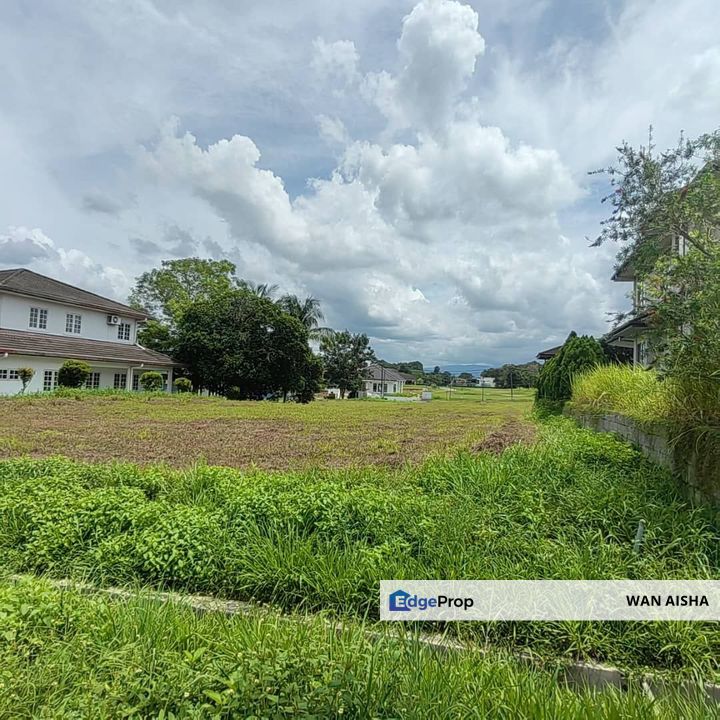 Tanah Lot Banglo Staffield Country Resort FREEHOLD Dekat Kolej Tuanku