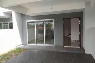 Bandar Tasik Senangin