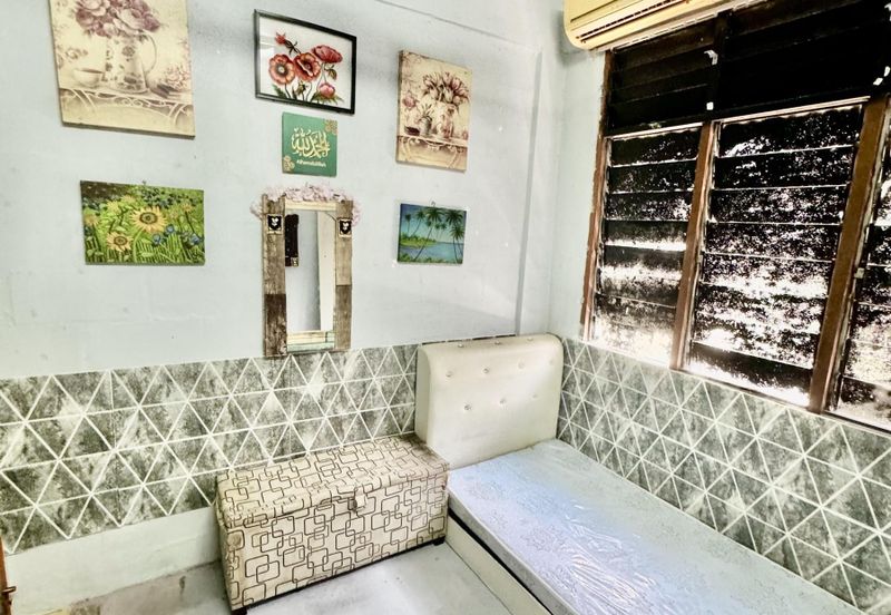 Pangsapuri Ria, Semenyih Indah