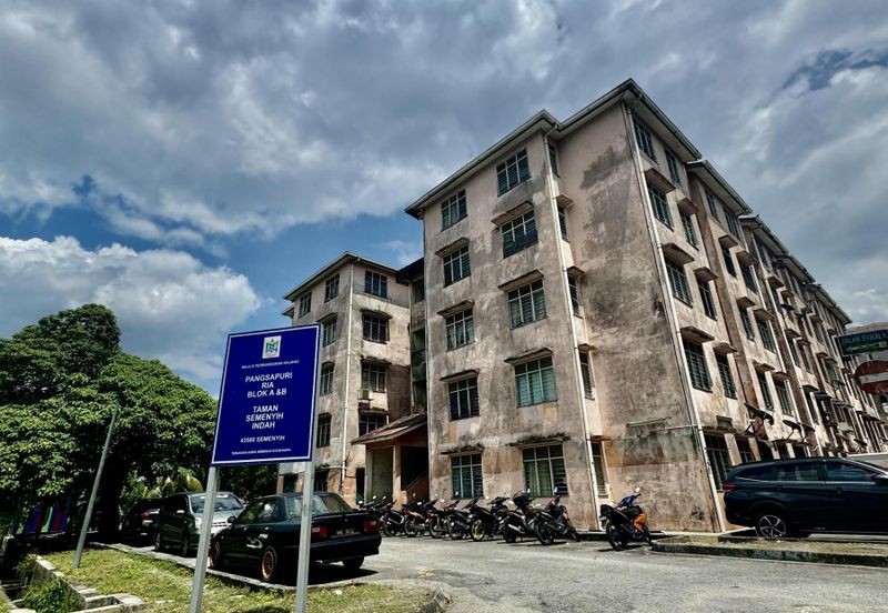 Pangsapuri Ria, Semenyih Indah