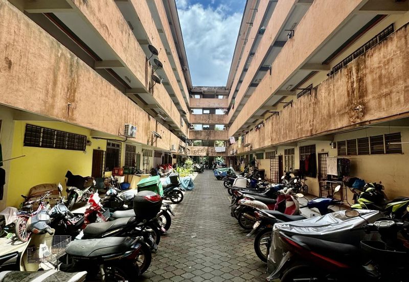 Pangsapuri Ria, Semenyih Indah