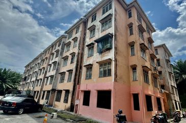 Pangsapuri Ria, Semenyih Indah