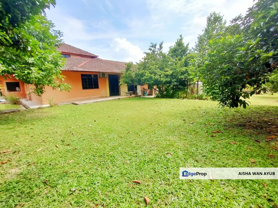 1.5 Storey Bungalow Taman Melati Sungai kantan Kajang Selangor For Sale | Tanah Luas, Selangor, Kajang