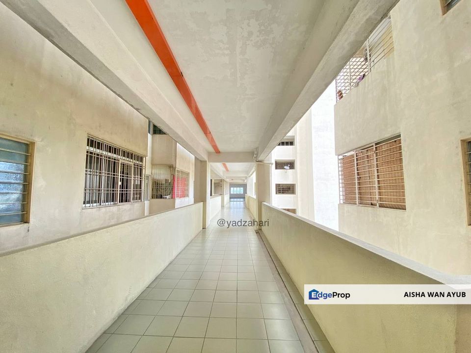 Apartment Sri Ixora Taman Sepakat Indah 2 Kajang Selangor For Sale | Near MRT Kajang, Selangor, Kajang