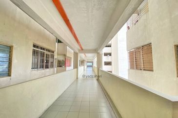 Sri Ixora Apartment