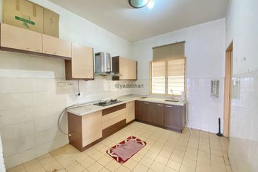 Sri Ixora Apartment