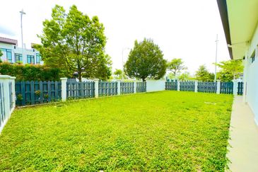 Tenderfields @ Eco Majestic