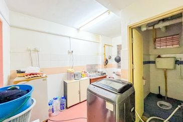 Pangsapuri Putra Damai