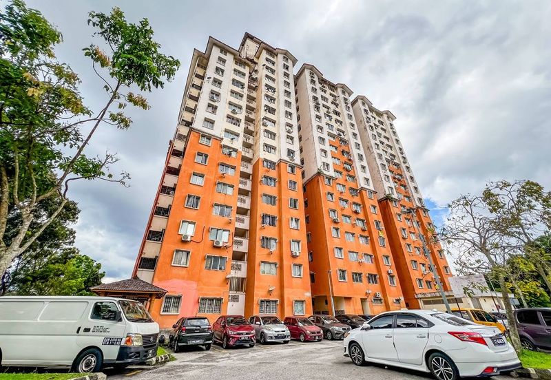 Pangsapuri Putra Damai