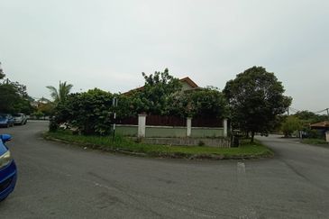 Seksyen 6 @ Bandar Bukit Mahkota