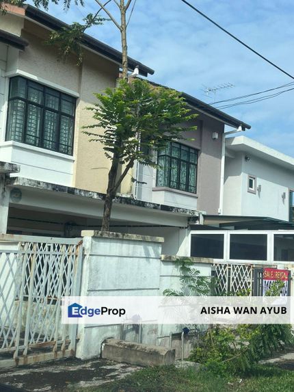 Double Storey Terrace Taman Puncak Saujana Seksyen 5 Kajang For Sale | Renovated I Facing Open, Selangor, Kajang