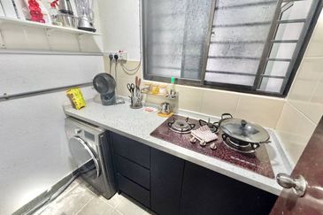 Residensi Zamrud (Zamrud Residensi)