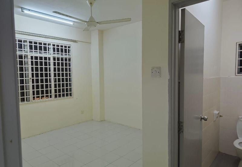 Desa Pelangi Condominium