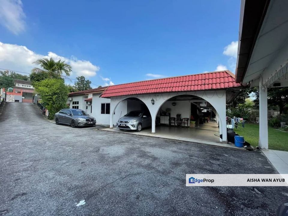 1 Storey Bungalow Bandar Baru Bangi Seksyen 2 For Sale Large Land 10,100 sqft with Orchard, Selangor, Bangi