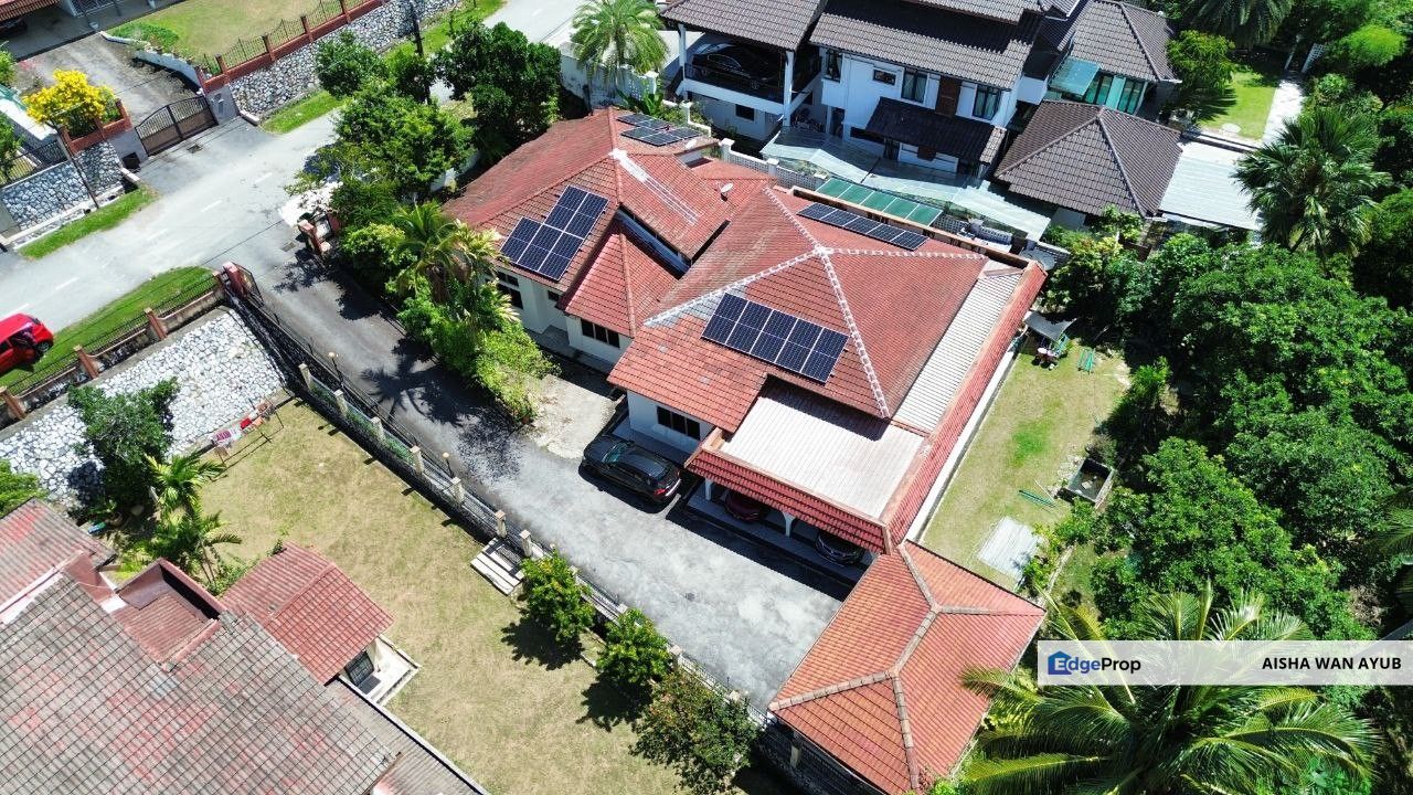 1 Storey Bungalow Bandar Baru Bangi Seksyen 2 For Sale Large Land 10,100 sqft with Orchard, Selangor, Bangi