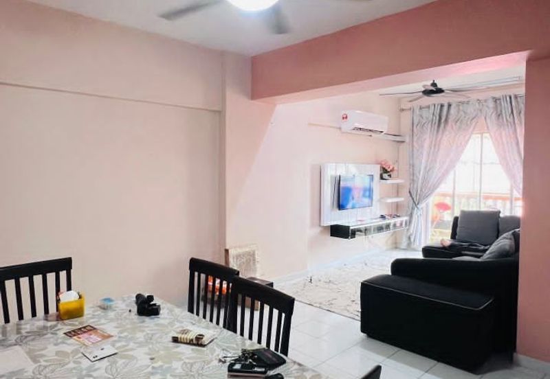 Sri Dahlia Apartment