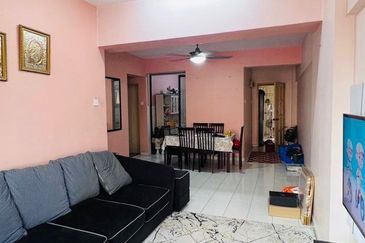 Sri Dahlia Apartment