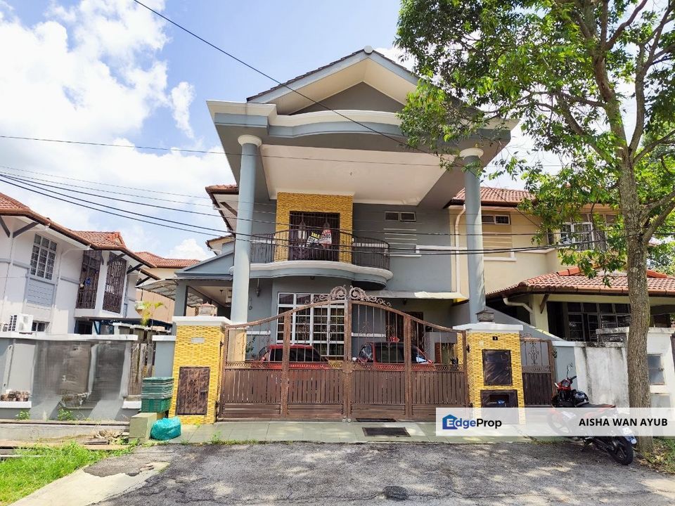 Semi-D Double Storey Taman Desa Baru 1 Bukit Dukung Cheras Selangor Renovated For Sale | Near MRT Bukit Dukung, Selangor, Kajang