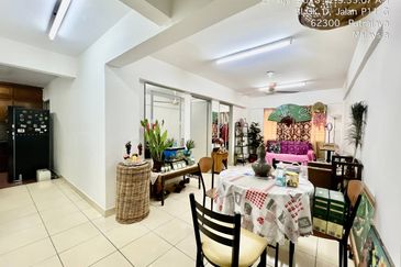 Pangsapuri Putra Damai