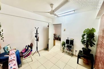 Pangsapuri Putra Damai