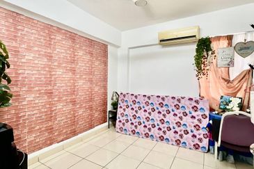 Pangsapuri Putra Damai