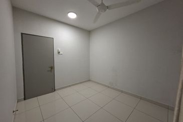 Aurora Residence @ Lake Side City