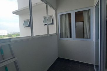 Aurora Residence @ Lake Side City