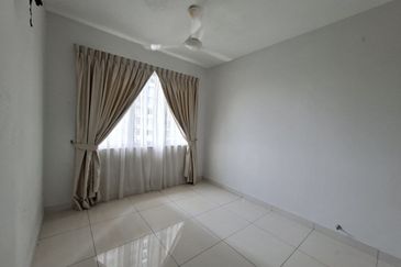 Aurora Residence @ Lake Side City