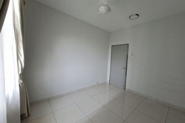 Aurora Residence @ Lake Side City