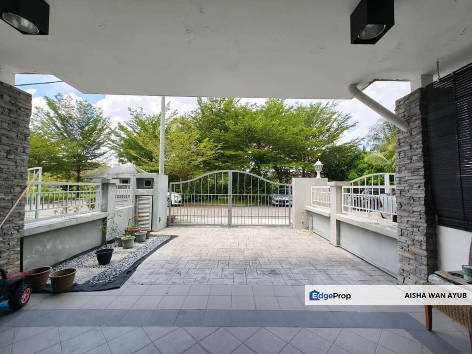 Double Storey Terrace Aster Seksyen 4 Tambahan Bangi For Sale | Facing Playground , Selangor, Bangi