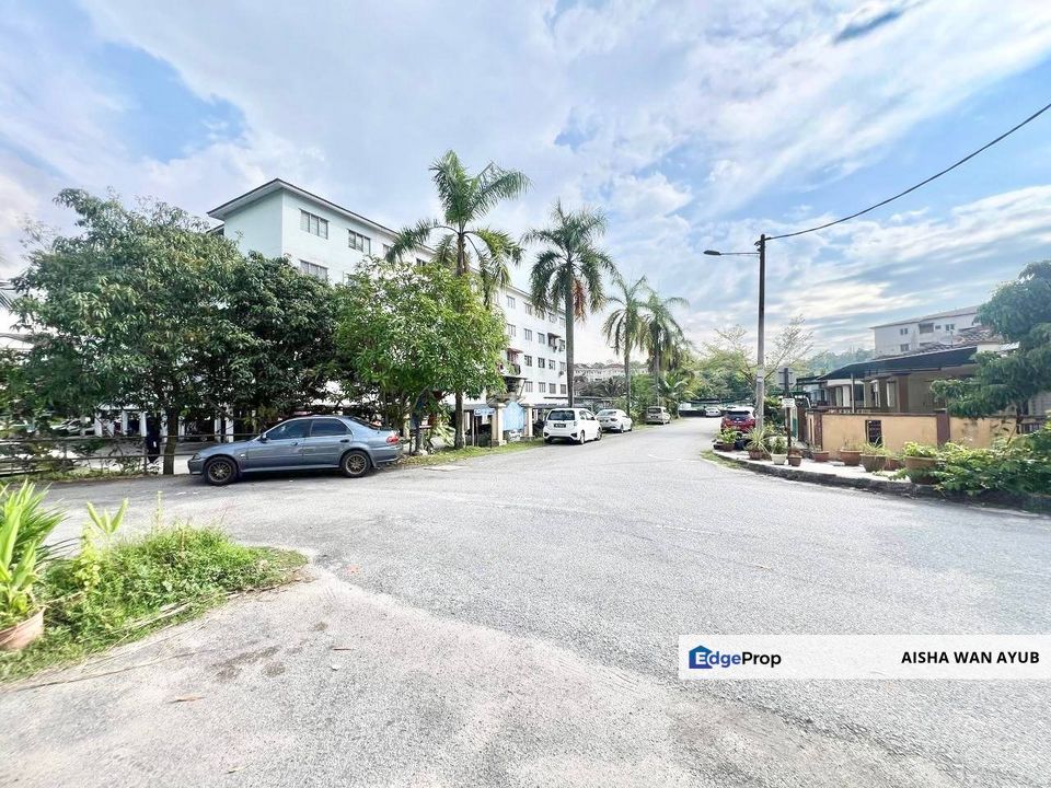 Double Storey Terrace Taman Seri Mewah Kajang | Renovated & Facing Open, Selangor, Kajang
