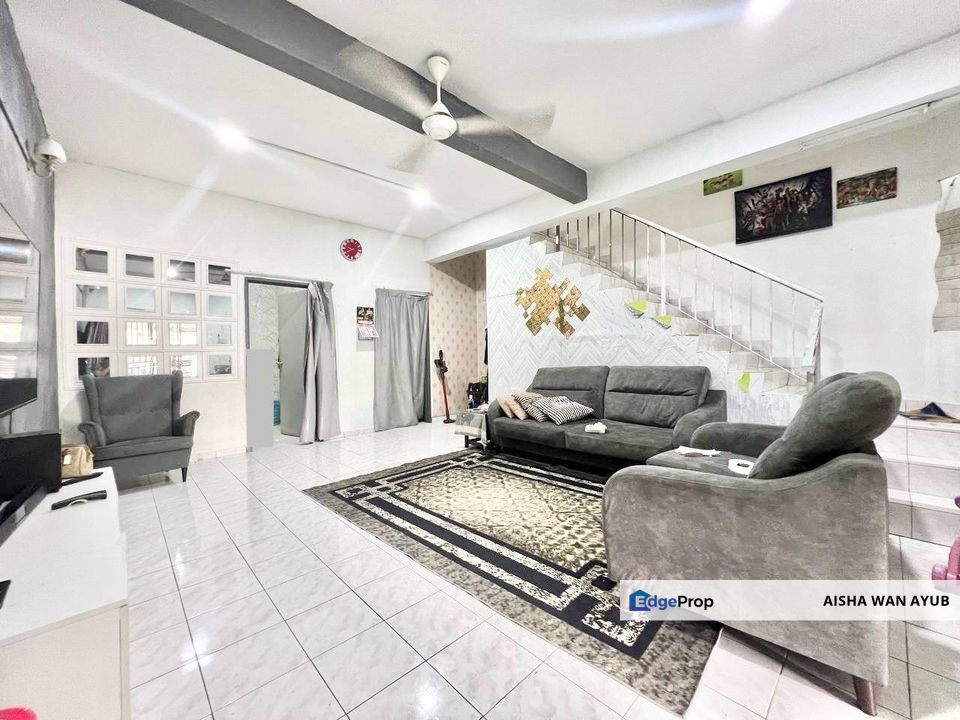 Double Storey Terrace Taman Seri Mewah Kajang | Renovated & Facing Open, Selangor, Kajang