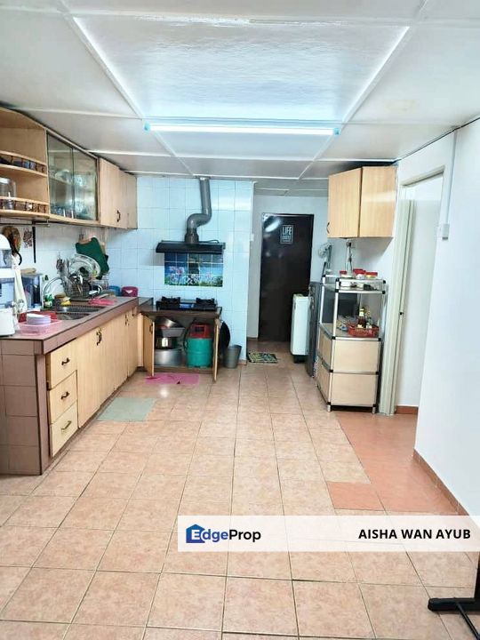 Double Storey Terrace Taman Koperasi Ceupacs Kajang Extended Kitchen | Near MRT Bukit Dukung, Selangor, Kajang
