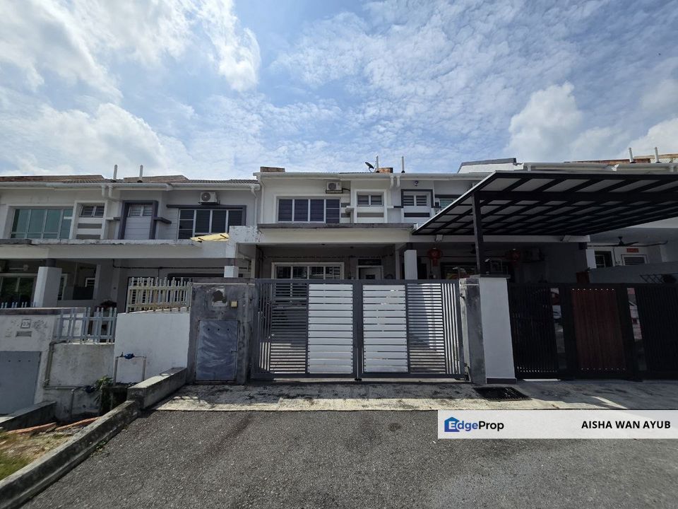 2 Storey Terrace  Hillpark 2 Bandar Teknologi Kajang Renovated Near School, Mydin & Billion , Selangor, Semenyih