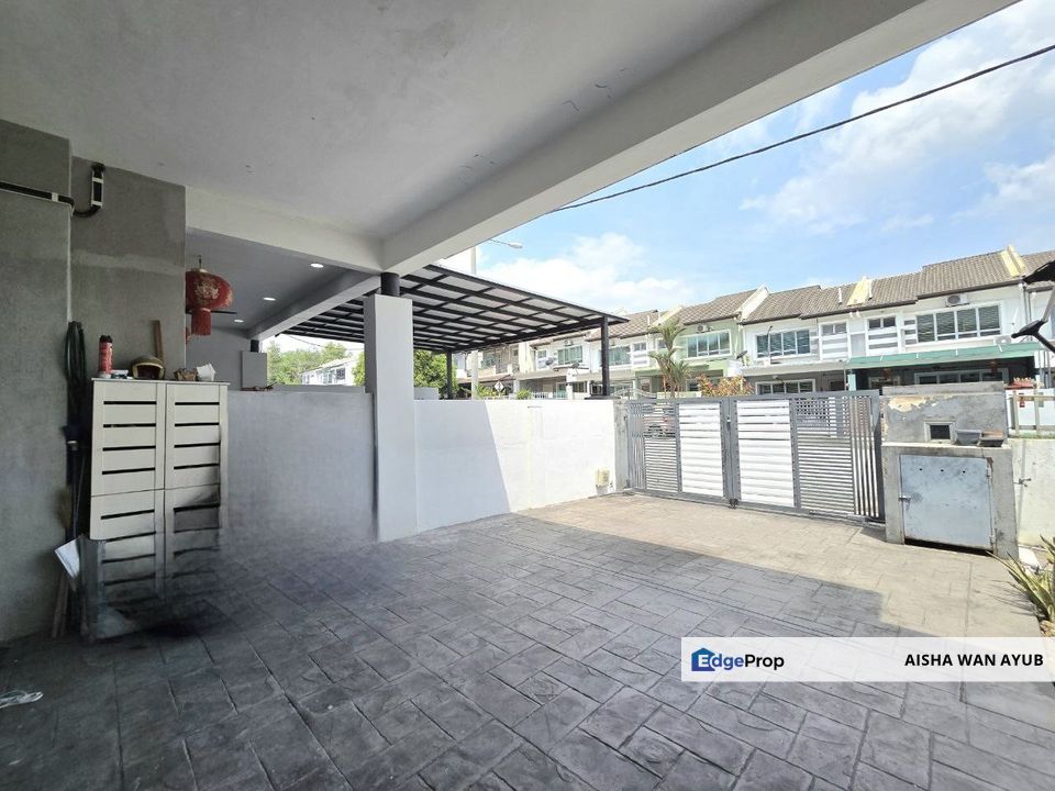 2 Storey Terrace  Hillpark 2 Bandar Teknologi Kajang Renovated Near School, Mydin & Billion , Selangor, Semenyih