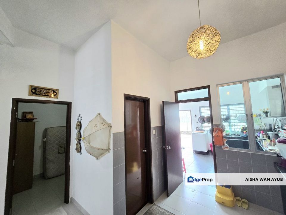 2 Storey Terrace  Hillpark 2 Bandar Teknologi Kajang Renovated Near School, Mydin & Billion , Selangor, Semenyih