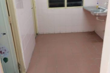 Pangsapuri Baiduri, Bandar Tasik Kesuma